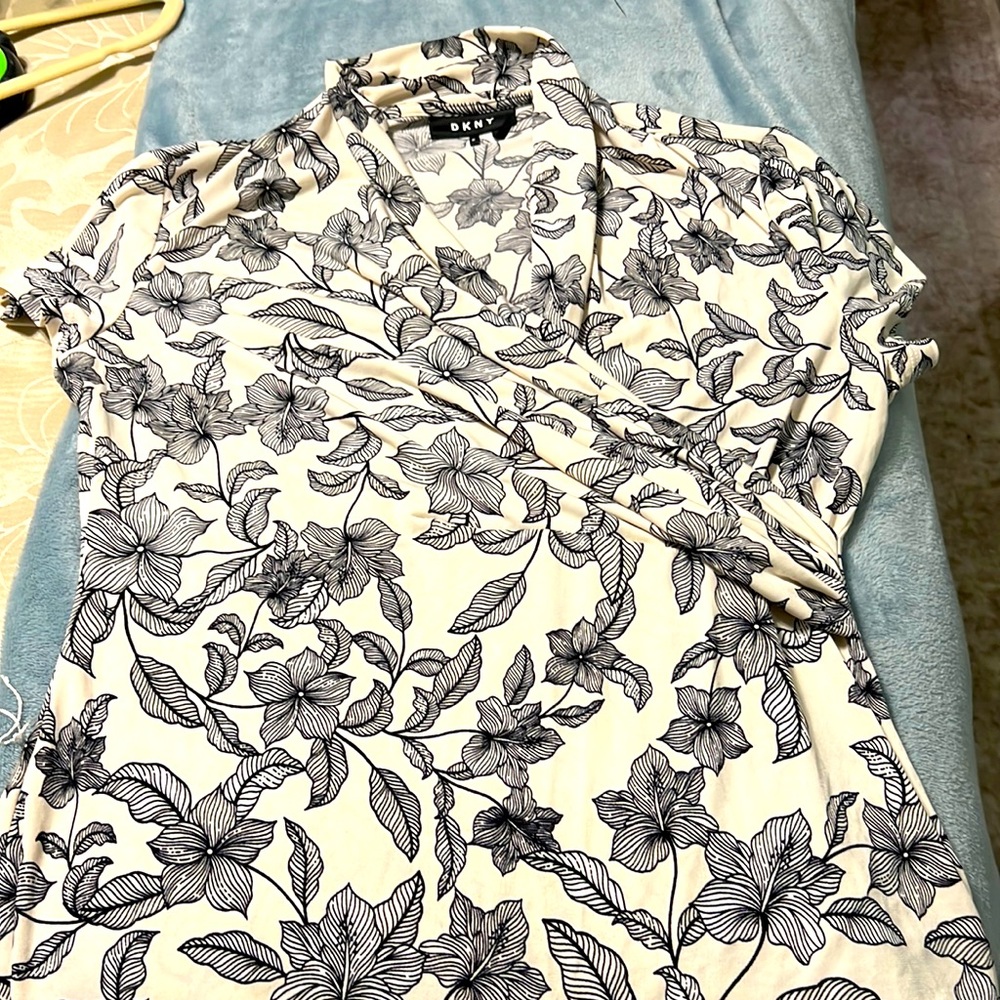 DKNY floral cap sleeve top